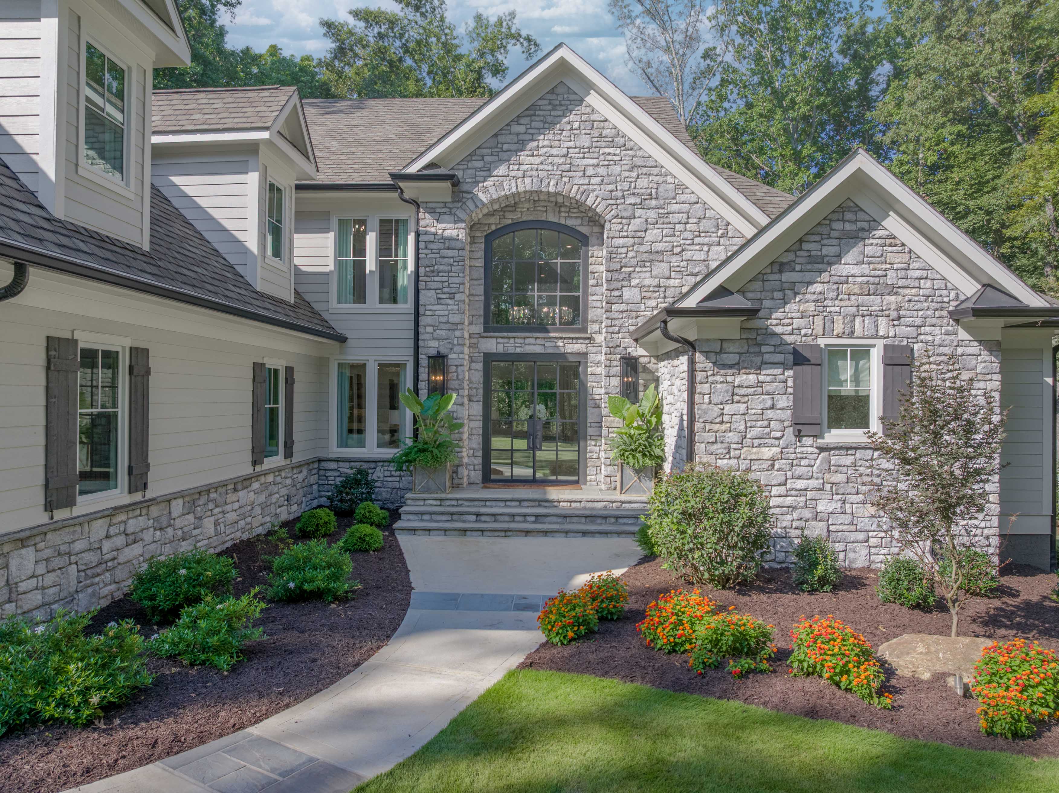 105 Westview Way image 3